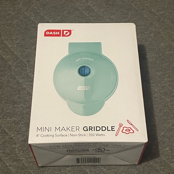 Other - ⭐️HOST PICK⭐️Dash Mini Maker Griddle 4” Cooking Surface NIB!
